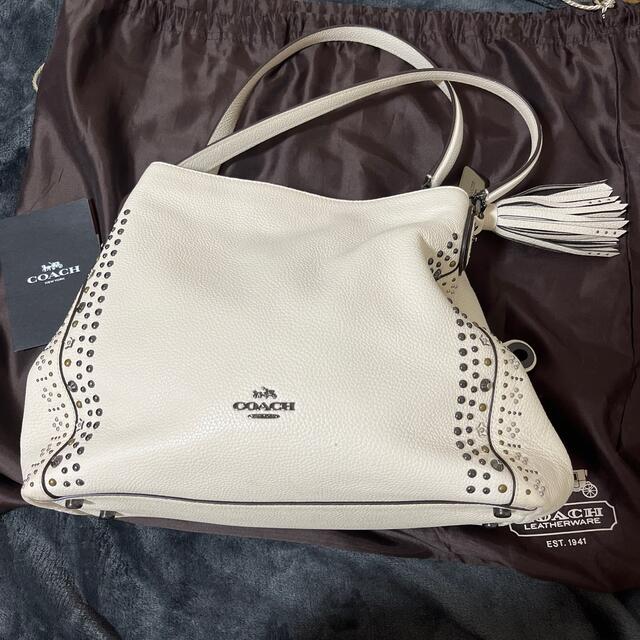 COACH(コーチ)のCOACH☆バンダナリベットイーディーショルダーバッグ レディースのバッグ(ショルダーバッグ)の商品写真