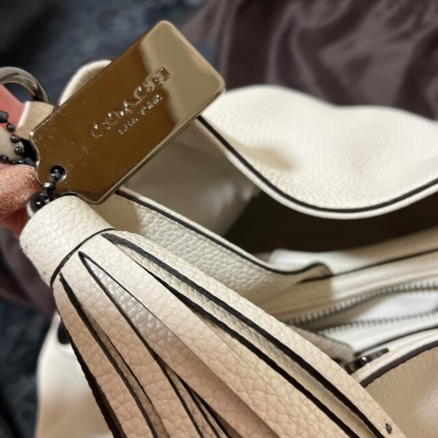 COACH(コーチ)のCOACH☆バンダナリベットイーディーショルダーバッグ レディースのバッグ(ショルダーバッグ)の商品写真