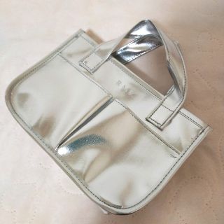 アールエムケー(RMK)の【未使用】RMK コスメ収納ミニバッグ(トートバッグ)