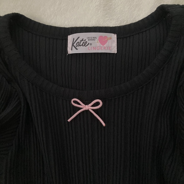 Katie(ケイティー)のkatie UNDER PRETTIES big puff sleeve レディースのトップス(カットソー(長袖/七分))の商品写真