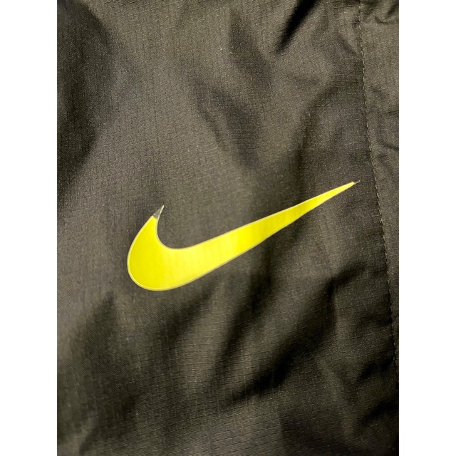 NIKE(ナイキ)のNIKEキッズベンチコート スポーツ/アウトドアのサッカー/フットサル(ウェア)の商品写真