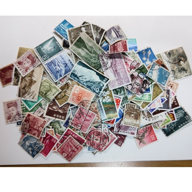 使用済み切手　　　150枚以上 エンタメ/ホビーのコレクション(使用済み切手/官製はがき)の商品写真