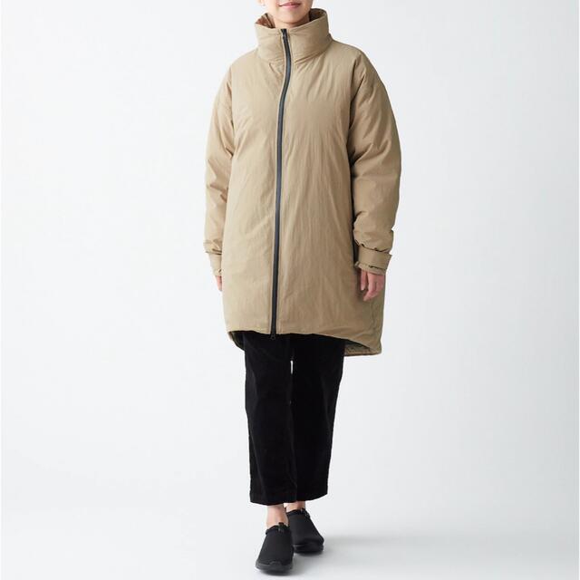 MUJI (無印良品)(ムジルシリョウヒン)のMUJI Labo 撥水ダウンコート ベージュ S－M メンズのジャケット/アウター(ダウンジャケット)の商品写真