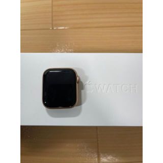 アップルウォッチ(Apple Watch)のApple Watch Series 4  40mmゴールドアルミ (その他)