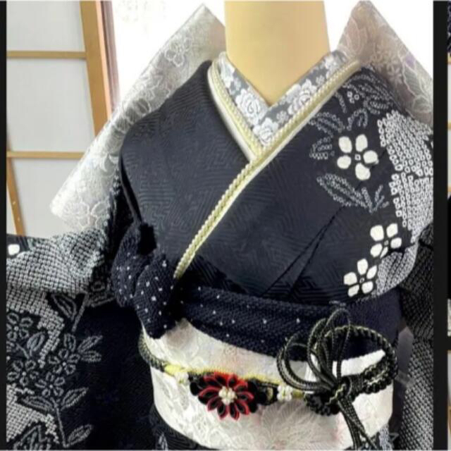 豪華総刺繍袋帯　高級袋帯　黒地にゴールド　逸品美品　豪華逸品