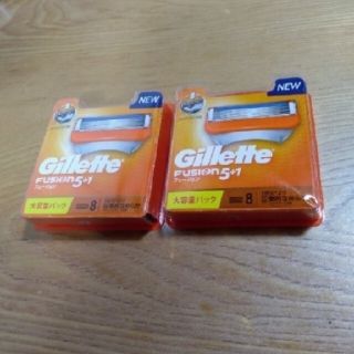 ジレ(gilet)の【新品・未使用】ジレットフュージョン Gillette Fusion 8個入×2(カミソリ)