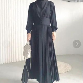 アメリヴィンテージ(Ameri VINTAGE)のAmeri VINTAGESIDE  PLEATS KNIT DRESS 黒　S(ロングワンピース/マキシワンピース)