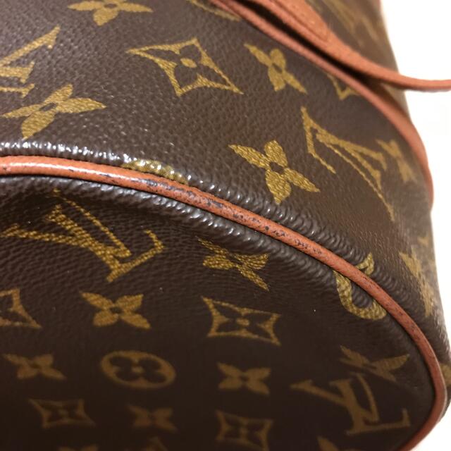 LOUIS VUITTON(ルイヴィトン)のルイヴィトンモノグラム　パピヨン30  付属ポーチ付き　正規品 レディースのバッグ(ハンドバッグ)の商品写真