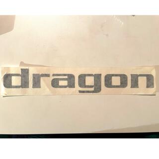 ドラゴン(DRAGON)のdragon ボードステッカー ブラック(ステッカー)