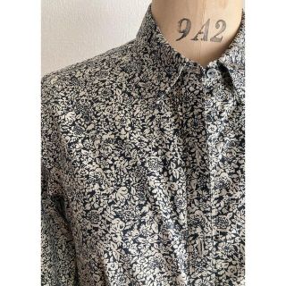 エディーバウアー(Eddie Bauer)のEddie Bauer Flower Print Shirt(シャツ/ブラウス(長袖/七分))