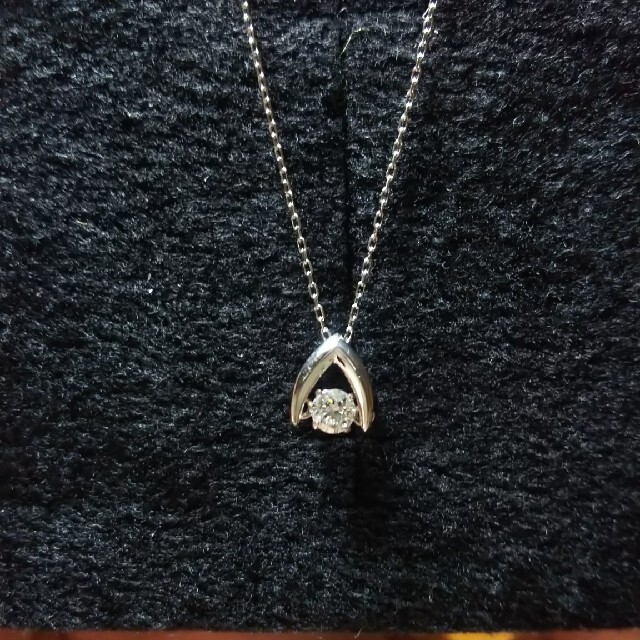 本物新品保証】 ダンシングストーン ネックレス - dvalima.com.br