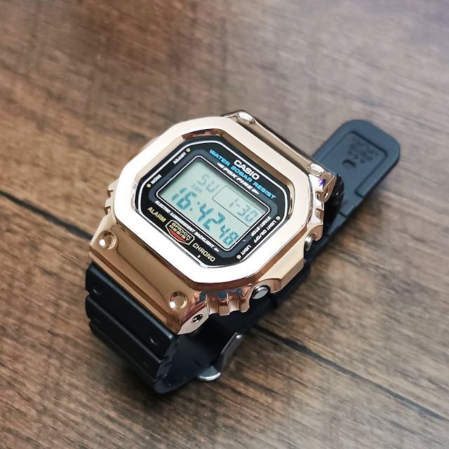 G-SHOCK ローズゴールド 腕時計　ジーショック　カスタム G-SHOCK カスタム用 メタルベゼル『ローズゴールド』- 5600系の