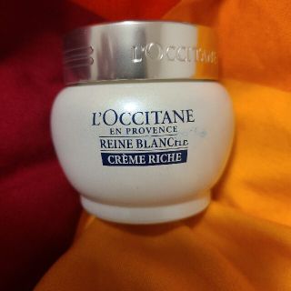 ロクシタン(L'OCCITANE)のレーヌブランシュ ザ・クリーム RBホワイトニングリッチクリｰム 薬用ｸﾘｰﾑ(フェイスクリーム)