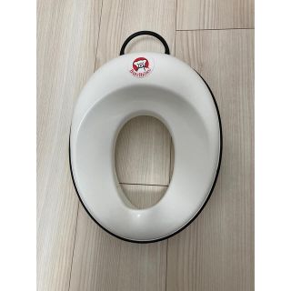 ベビービョルン(BABYBJORN)の【値下げ】ベビービョルン トイレトレーニングシート　補助便座(補助便座)