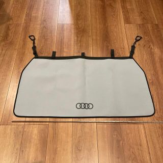 アウディ(AUDI)のAudi アウディ 純正 リアバンパー プロテクトマット(車内アクセサリ)