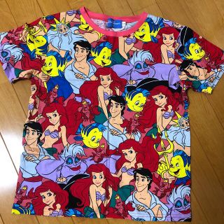 ディズニー(Disney)のディズニー　Tシャツ(キャラクターグッズ)