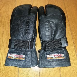 ヘストラ(HESTRA)の[美品]HESTRA 3-Finger full leather スキーグローブ(ウエア/装備)