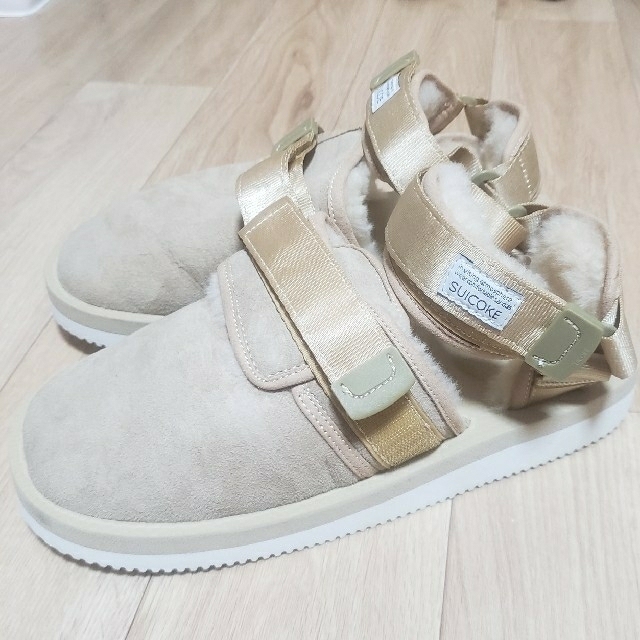 suicoke(スイコック)のスイコック SUICOKE ビブラムソール　ムートンサンダル メンズの靴/シューズ(サンダル)の商品写真