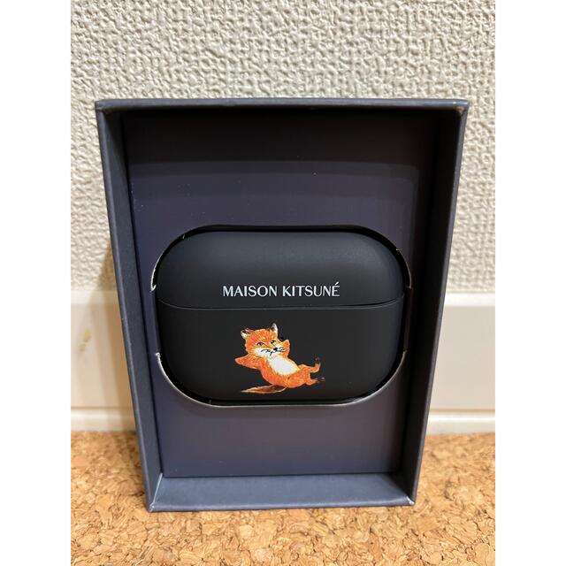 新品　未使用　メゾンキツネ CHILLAX FOX AirPods Proケース