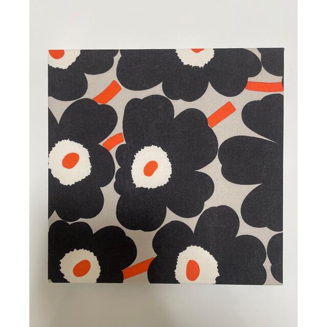 marimekko(マリメッコ)の《新品未使用》marimekko  ファブリックボード ウニッコ 限定 正規品 インテリア/住まい/日用品のインテリア小物(その他)の商品写真