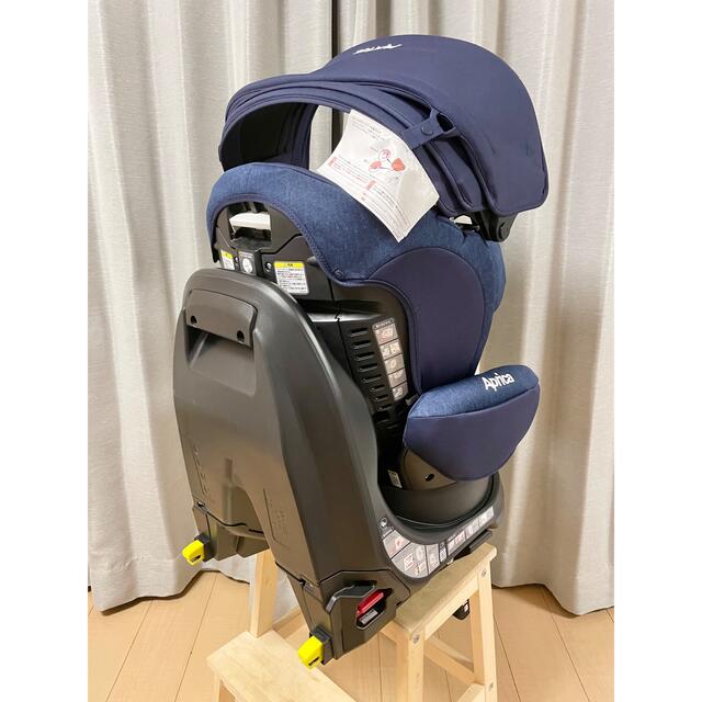 美品 アップリカ Aprica フラディアグロウ ISOFIX ピュアネイビー