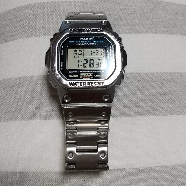 カシオ ジーショック DW-5600E