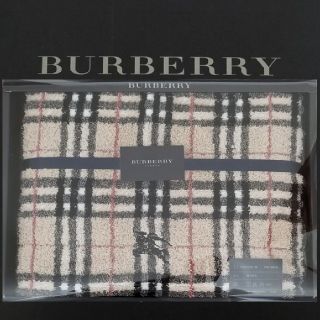 バーバリー(BURBERRY)のBURBERRY バスタオル ノバチェック レッドライン(タオル/バス用品)