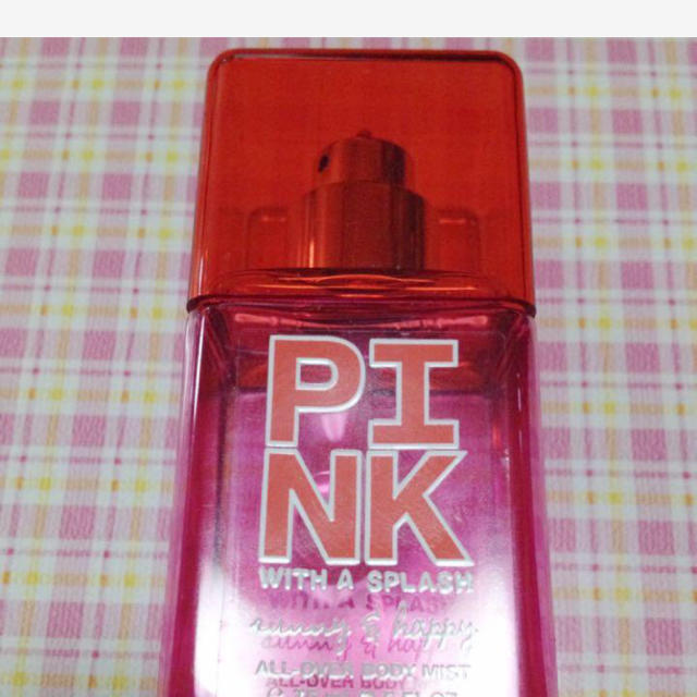 Pink ボディーミスト コスメ/美容の香水(香水(女性用))の商品写真