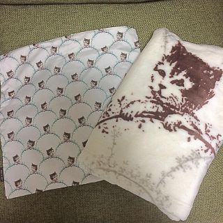 ポールアンドジョー(PAUL & JOE)の☆新品 未使用☆ PAUL&JOE 猫ブランケット&クッションカバー(毛布)