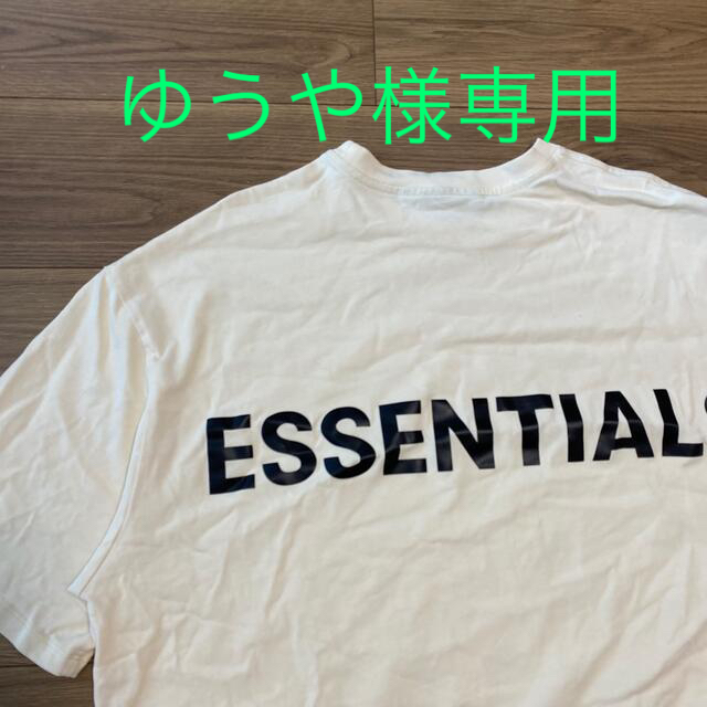 essentials ティシャツ　Tシャツ　半袖