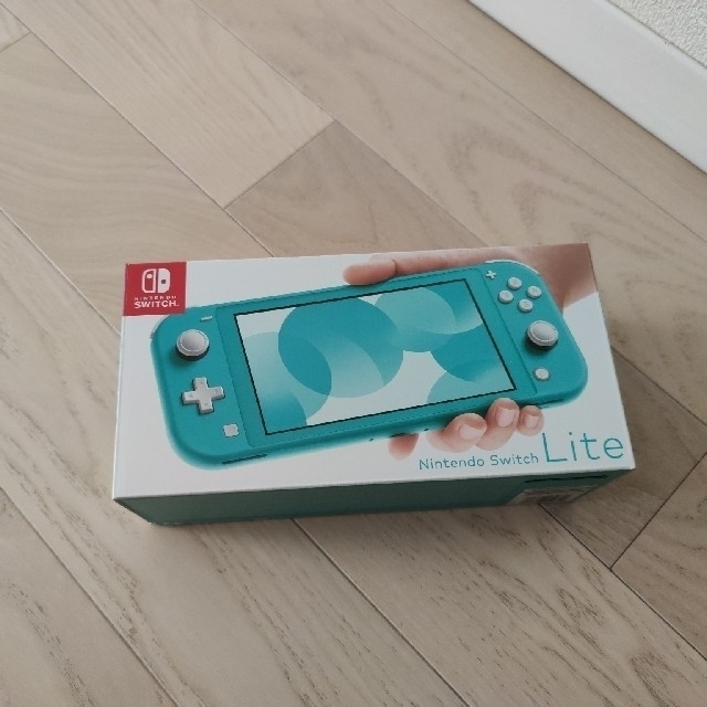 任天堂Nintendo　Switch　Lite　品　海外モデル
