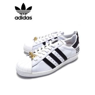 adidas(スニーカー)のフリマアイテム一覧 adidas(スニーカー)のフリマアイテム一覧