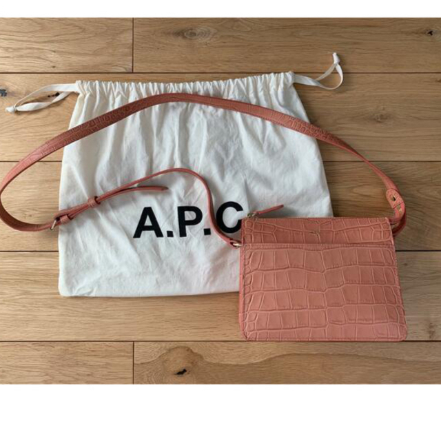 19x145x7cmカラー専用　APC mini Ella Bag