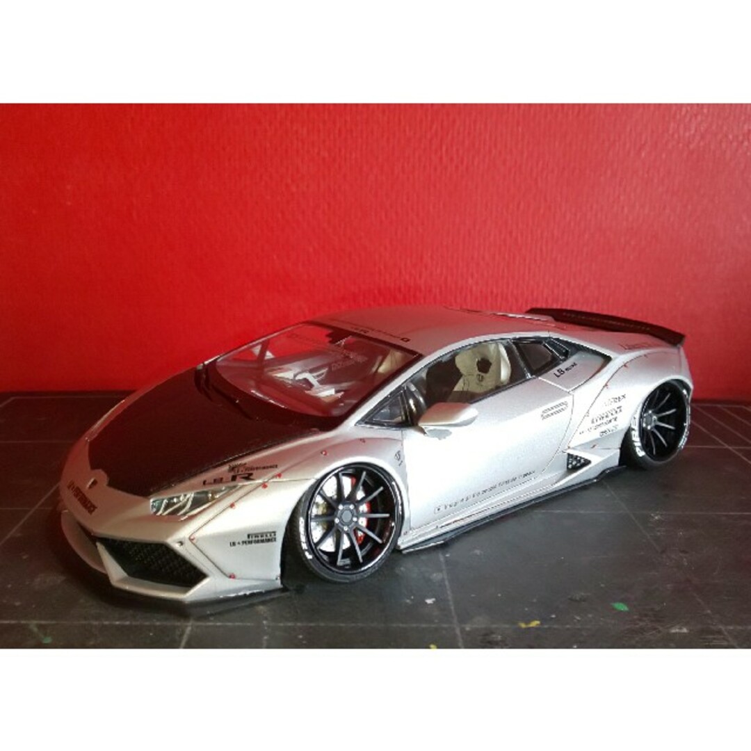 AOSHIMA(アオシマ)のLBWK Lamborghini HURACAN ランボルギーニ ウラカン エンタメ/ホビーのおもちゃ/ぬいぐるみ(模型/プラモデル)の商品写真