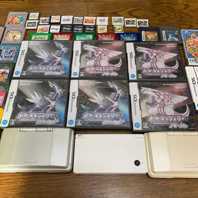 ニンテンドーDS(ニンテンドーDS)のポケットモンスターDSセット‼️ 格安‼️ エンタメ/ホビーのゲームソフト/ゲーム機本体(携帯用ゲームソフト)の商品写真