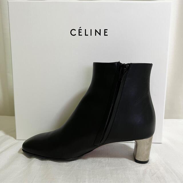 celine(セリーヌ)の【cre-mi様専用】CELINE セリーヌ バンバンブーツカーフスキン 35 レディースの靴/シューズ(ブーツ)の商品写真