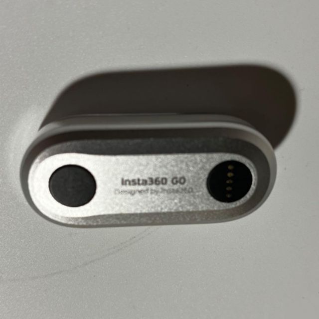 インスタ Insta360 GO コンパクト アクションカメラ スマホ/家電/カメラのカメラ(コンパクトデジタルカメラ)の商品写真