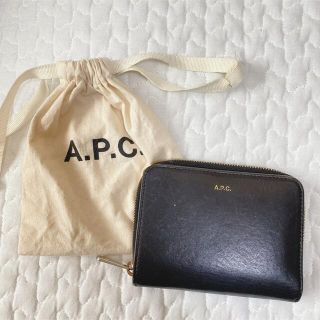 アーペーセー(A.P.C)の【早い者勝ち！！最終値下げ】 APC ウォレット　(財布)