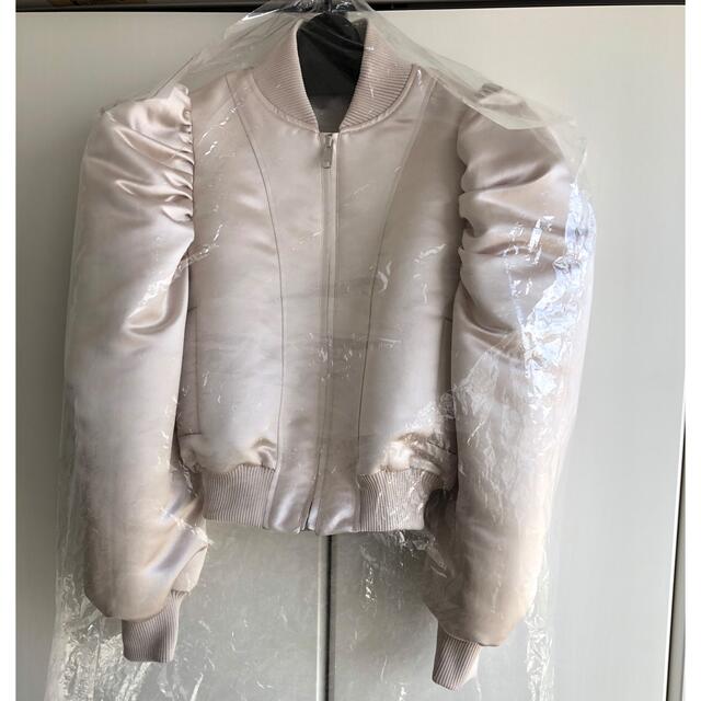 シーニュ cygne サテンブルゾン