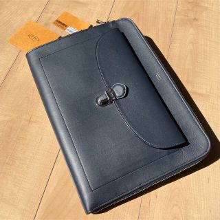 TOD'S - トッズ クラッチバッグ ダークネイビー 新品未使用品の通販 ...