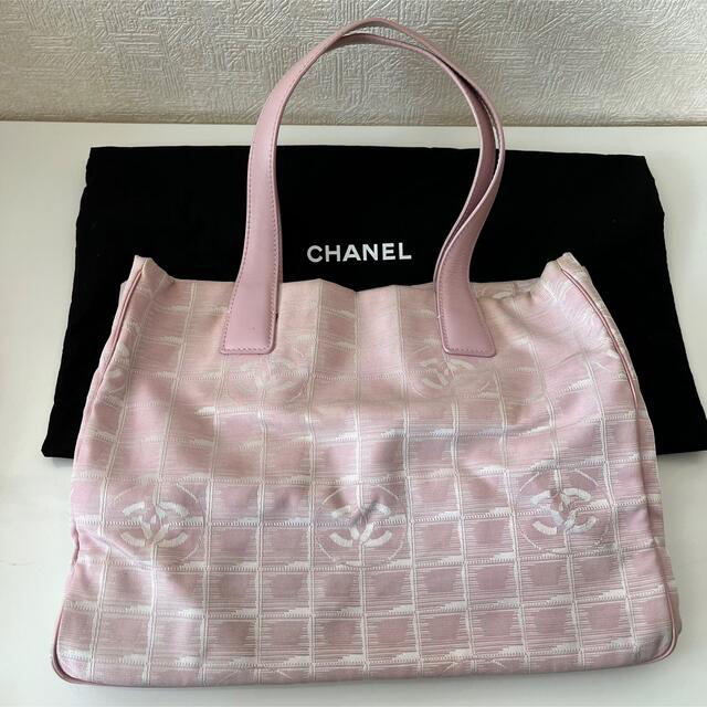 CHANEL シャネル ニュートラベルライン トートバッグ ピンク 有名な