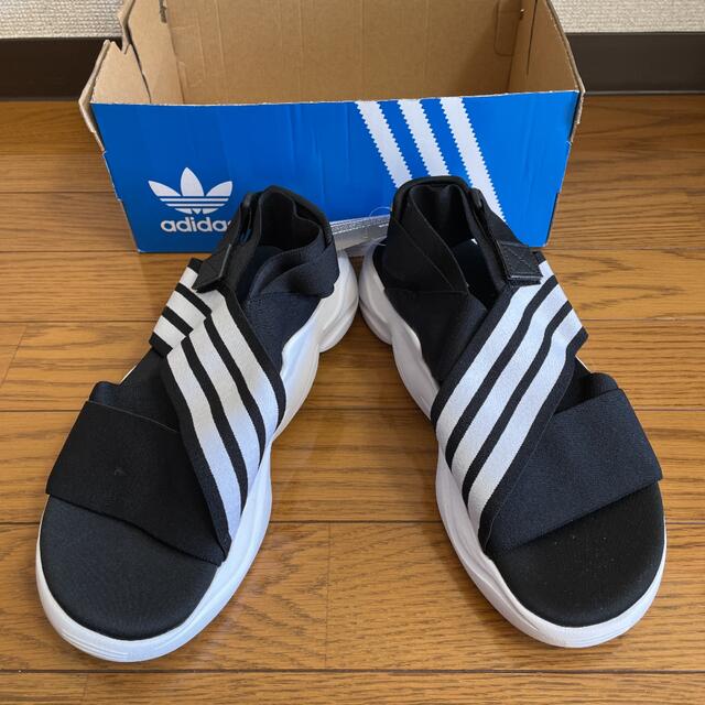 adidas(アディダス)の⭐️アディダス・新品サンダル⭐️ レディースの靴/シューズ(サンダル)の商品写真