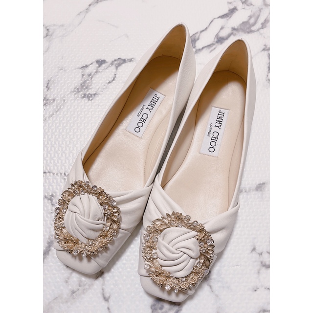 JIMMY CHOO - 期間限定送料込み✨ジミーチュウ💗クリスタルバックル付