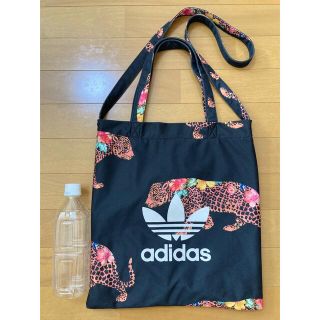 アディダス(adidas)のadidasトートバッグ(トートバッグ)