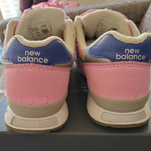 New Balance(ニューバランス)のnewbalance18.5 キッズ/ベビー/マタニティのキッズ靴/シューズ(15cm~)(スニーカー)の商品写真