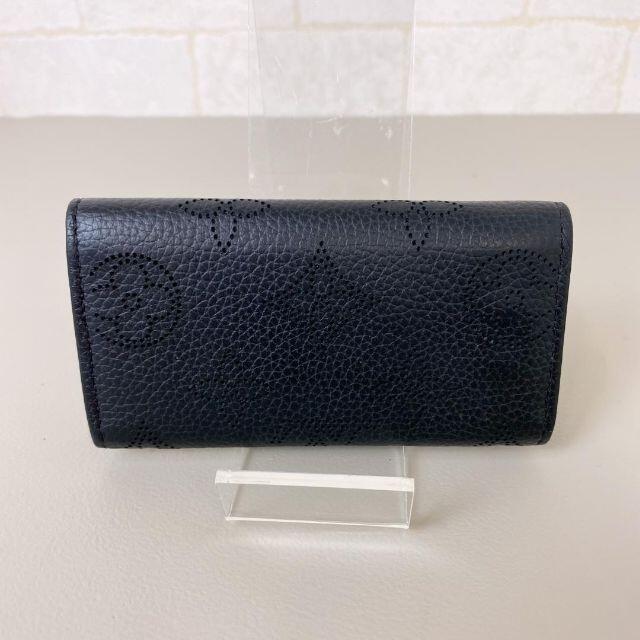 LOUIS VUITTON(ルイヴィトン)の✨良品✨ ルイヴィトン　ミュルティクレ4  キーケース　マヒナ　ノワール レディースのファッション小物(キーケース)の商品写真