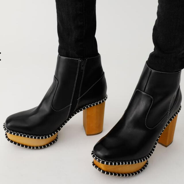 moussy(マウジー)のmoussy WOOD SOLE BOOTS レディースの靴/シューズ(ブーツ)の商品写真