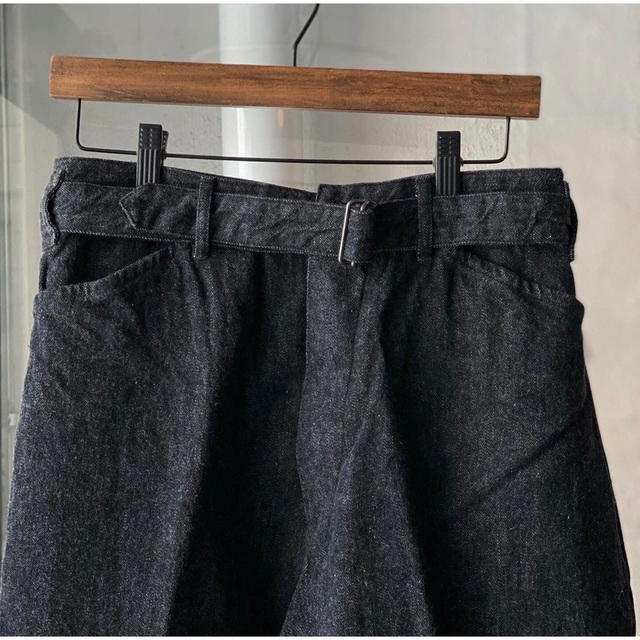 COMOLI - COMOLI 22SS ベルテッドパンツ V01-03001ブラック COMOLI - COMOLI 22SS ベルテッドパンツ V01-03001ブラック