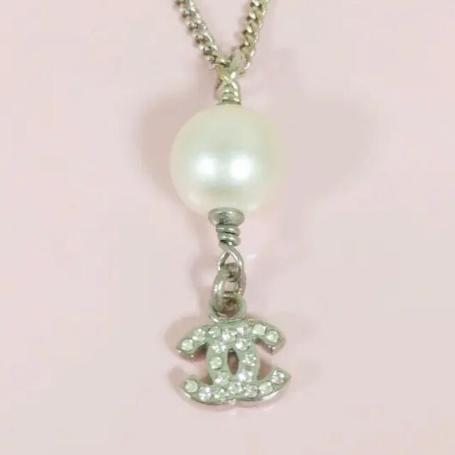 CHANEL(シャネル)のCHANEL パールネックレス レディースのアクセサリー(ネックレス)の商品写真