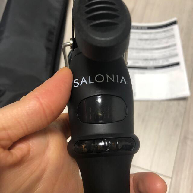 【美品】SALONIA セラミックカール アイロン オール 25.0mm SL スマホ/家電/カメラの美容/健康(ヘアアイロン)の商品写真